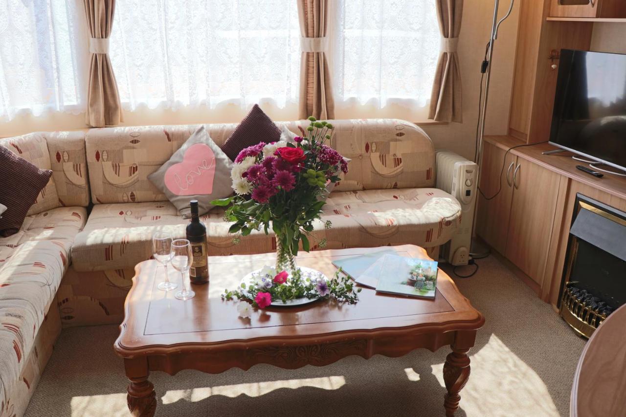 Palm 1 Park Home With Hot Tub Swanage Zewnętrze zdjęcie