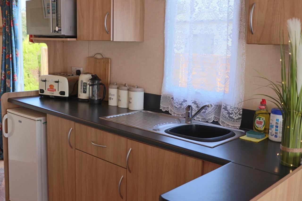 Palm 1 Park Home With Hot Tub Swanage Zewnętrze zdjęcie