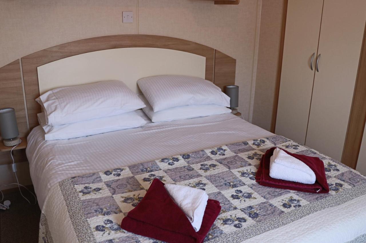 Palm 1 Park Home With Hot Tub Swanage Zewnętrze zdjęcie