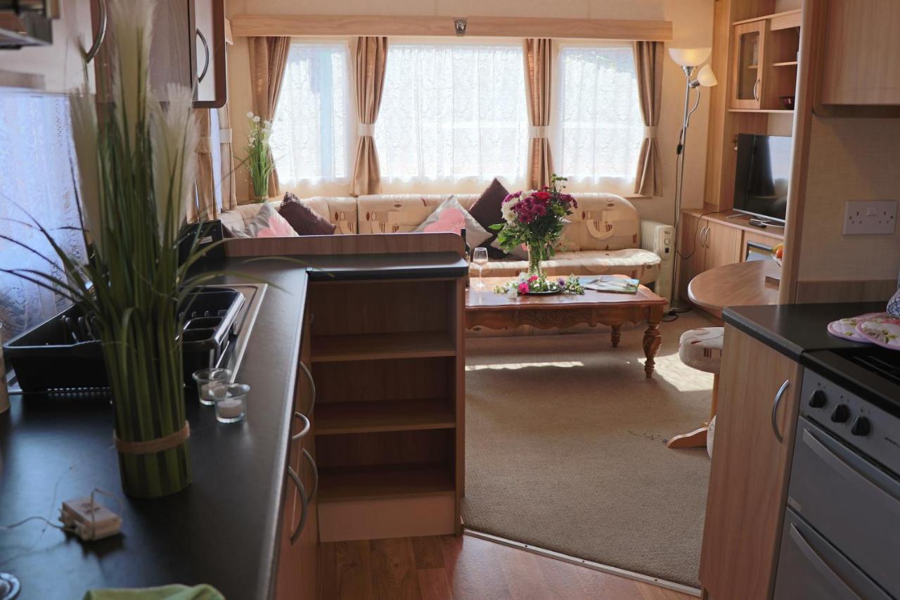Palm 1 Park Home With Hot Tub Swanage Zewnętrze zdjęcie
